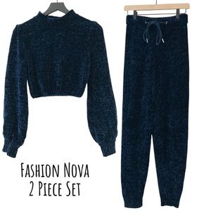 Fashion Nova Chenille Set Matching High Waist Joggers Cropped Pullover Sweater
